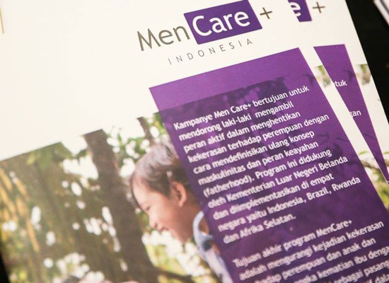 MenCare+ Indonesia materials at the Konseling Lelaki seminar.