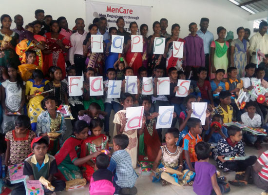 Group photo of participants in the Nuwara Eliya ADP's June 2016 MenCare family retreat.