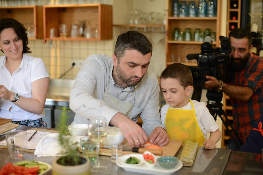 2017 Father’s Day masterclass at Culinarium Cooking School, in the framework of the MenCare campaign in Georgia. Photo by Demetre Datiashvili for UNFPA Georgia.