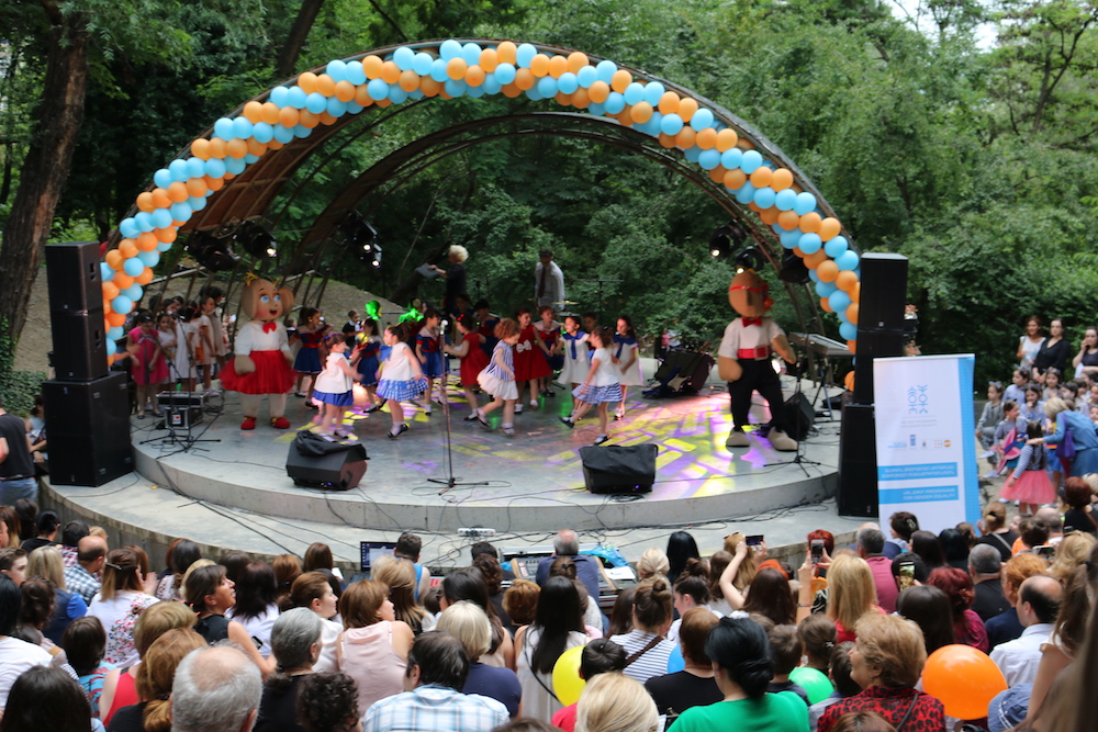 Father’s Day concert on June 19, 2017 organized by UNFPA and We Care in cooperation with Tbilisi City Hall, in Tbilisi, Georgia. Photo by Mariam Khotcholava for UNFPA Georgia.